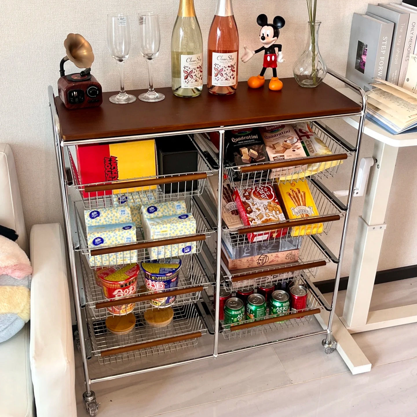 Medieval style storage trolley - Food Storage Medieval review and price